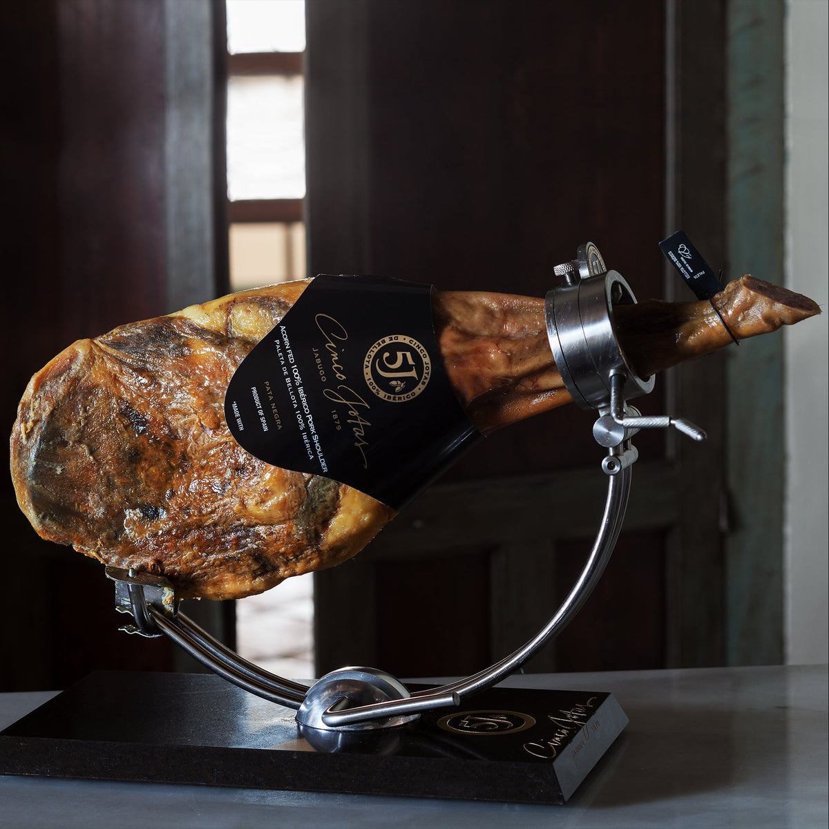 Bone-In 100% Ibérico de Bellota Shoulder